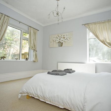Large 2 Bedroom Apt - Near Beach - Free Parking Bournemouth Exterior foto