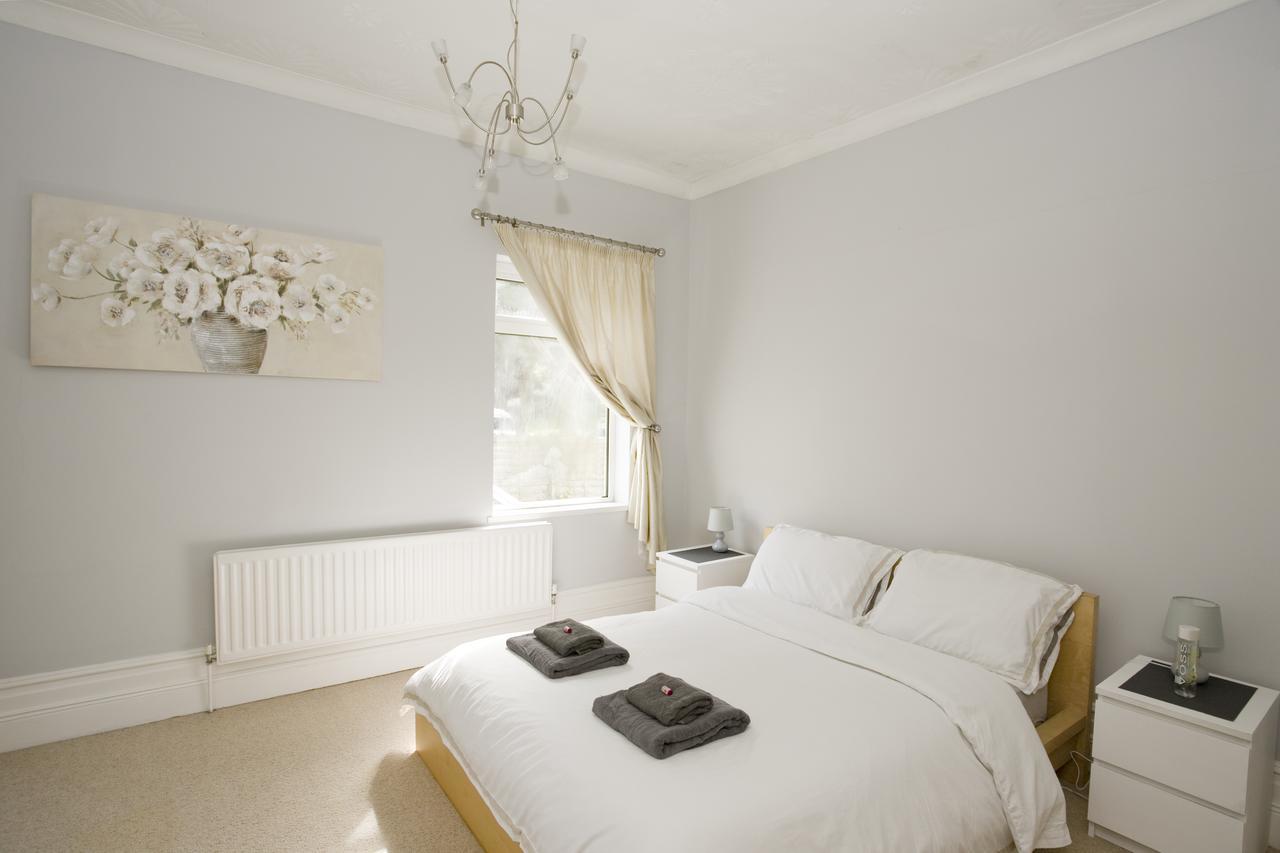Large 2 Bedroom Apt - Near Beach - Free Parking Bournemouth Exterior foto