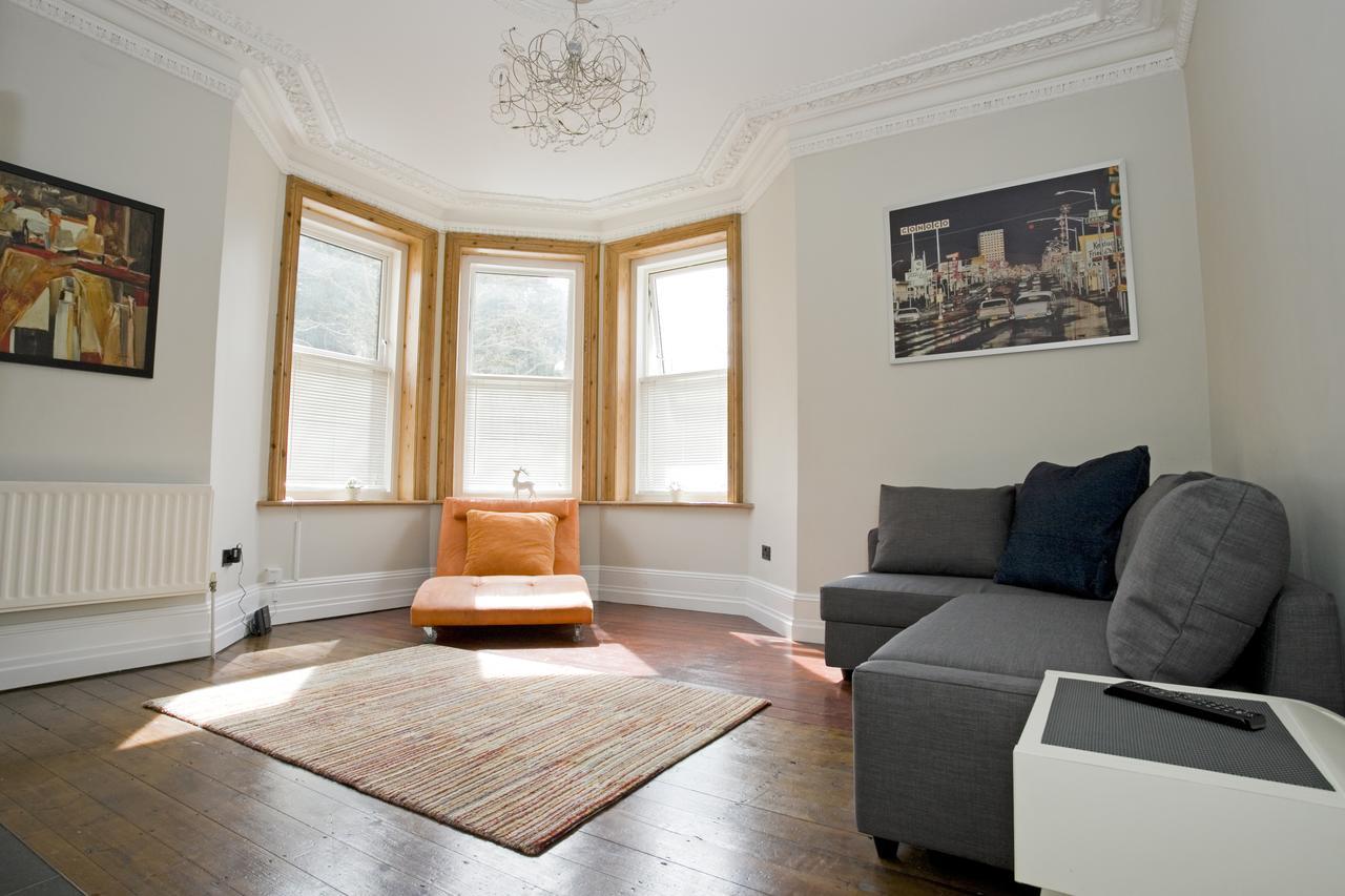 Large 2 Bedroom Apt - Near Beach - Free Parking Bournemouth Exterior foto
